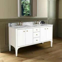 WOODBRIDGE Roma 61"x22"x38" Solid Wood Bath Vanity In White With Gold Hardware And Carrara Marble Top With Pre-Drilled Hole For Single Hole Faucet, Roma-6021-White+CAVT6122D-8 -Woodbridgebath Shop 20220830102335W5OMVZV1 thumb 600x600