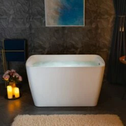 WOODBRIDGE 48" Acrylic Freestanding Square Contemporary Soaking Tub With Pre-molded Seat And Chrome Pop-Up Drain And Overflow Option, White, B0070 -Woodbridgebath Shop 20230706091317W5OMVZV1 thumb 600x600