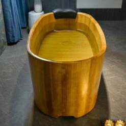 WOODBRIDGE 59" Freestanding Handcrafted Natural Wood Soaking Bathtub With Wood Lid, Wood Seat, Pillow And Chrome Pop Up Drain, WB1014 -Woodbridgebath Shop 202309111124044GS3BKUS thumb 600x600
